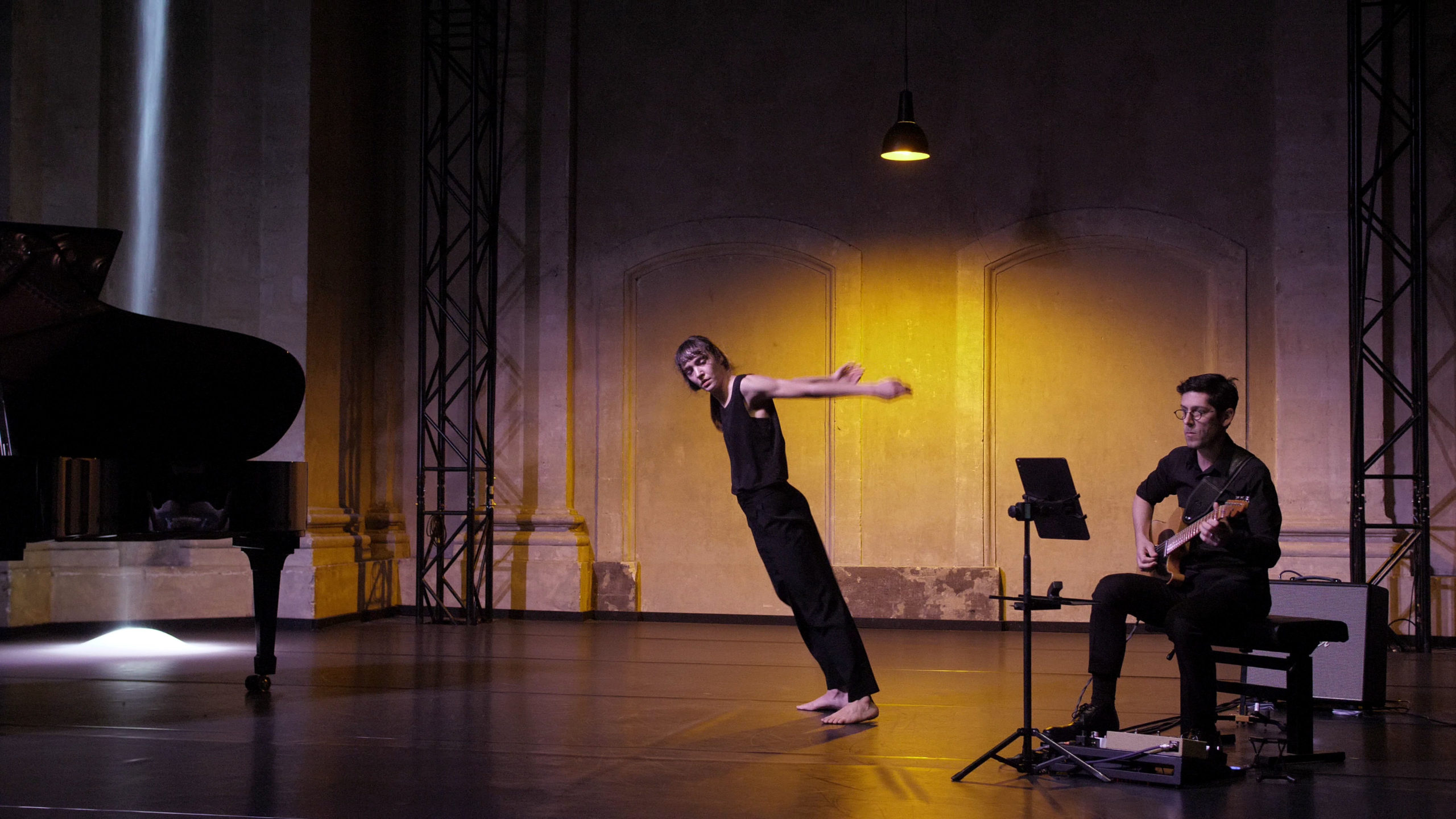 ©Festival Parallèle_Margaux Vendassi__Diverti_Menti_169_15
